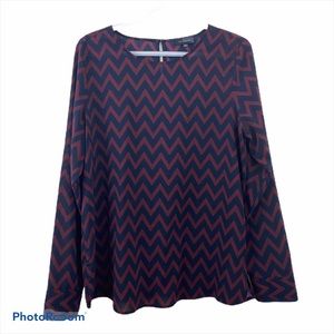 The Limited ZigZag Chevron Top Size M